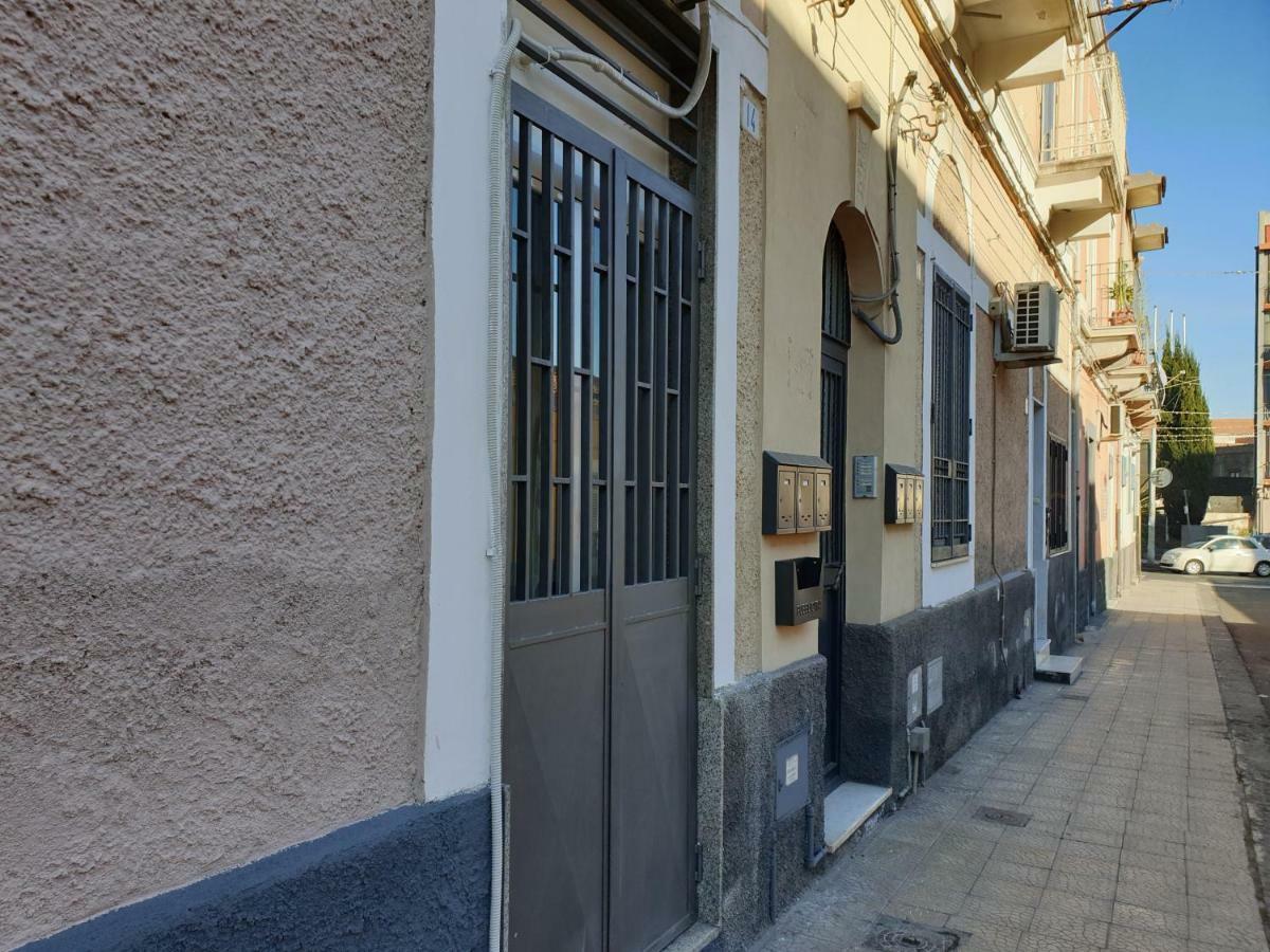 Casa Gialli คาตาเนีย ภายนอก รูปภาพ